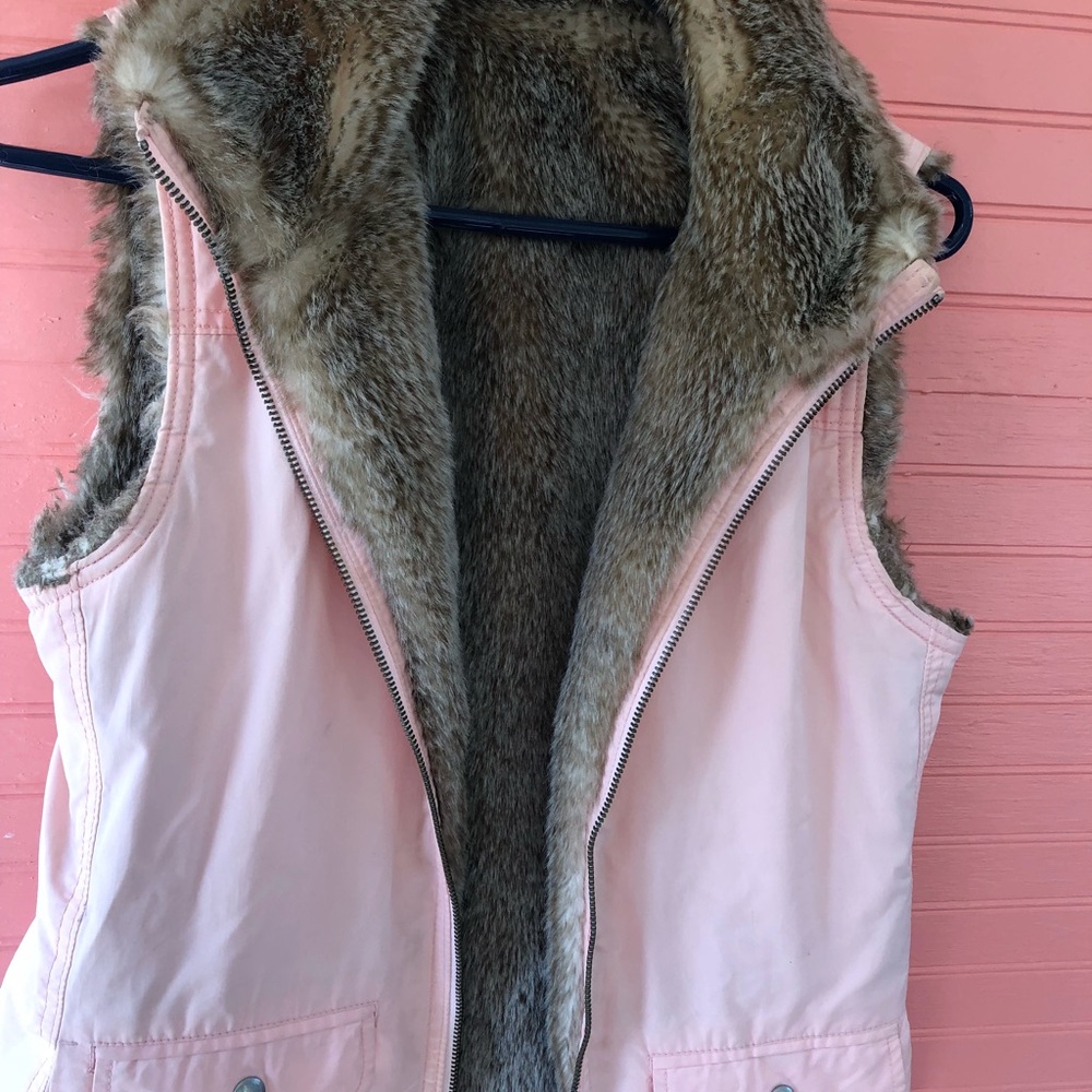 Gap vest